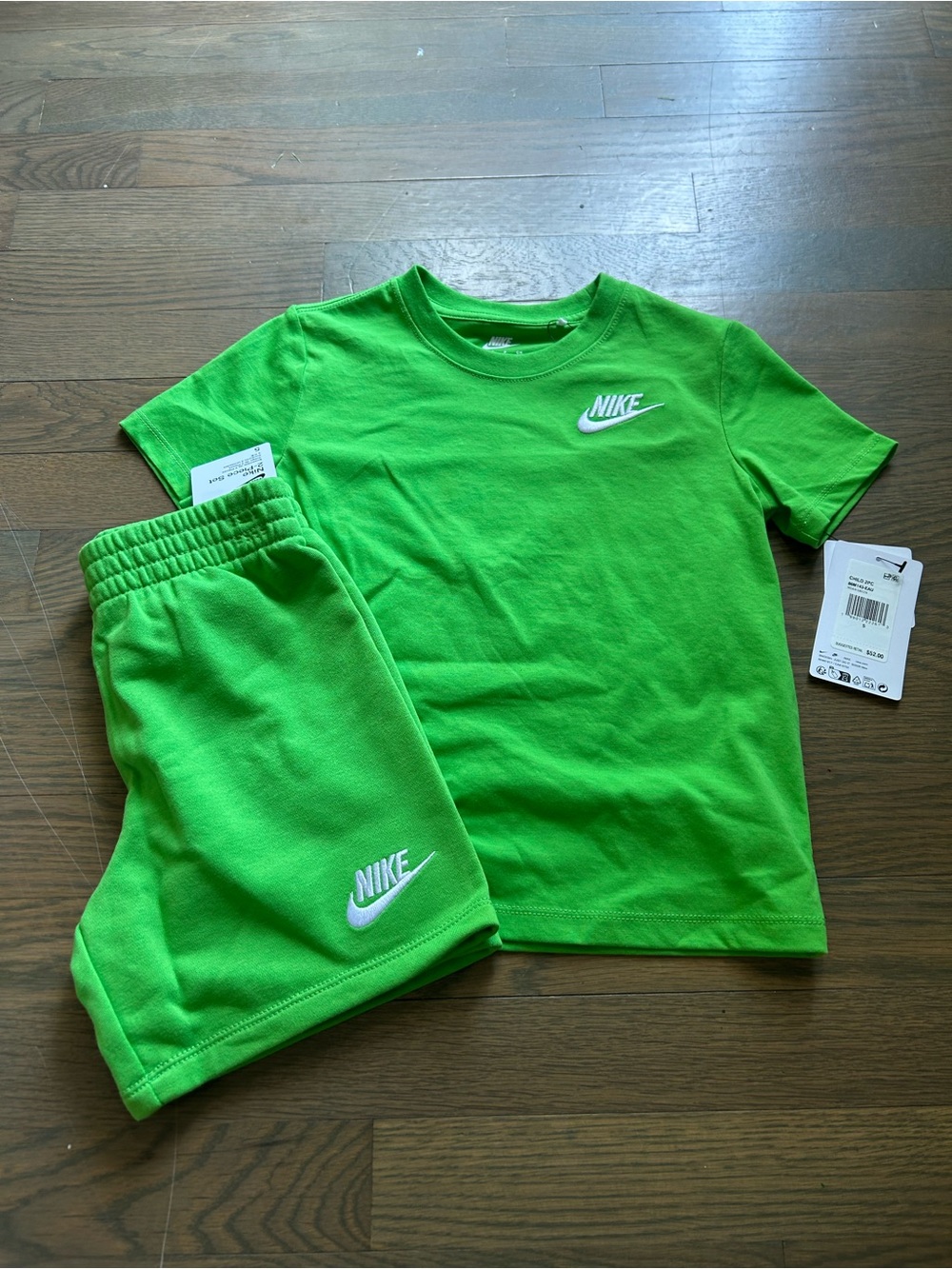 NWT Nike Boys Set size 5